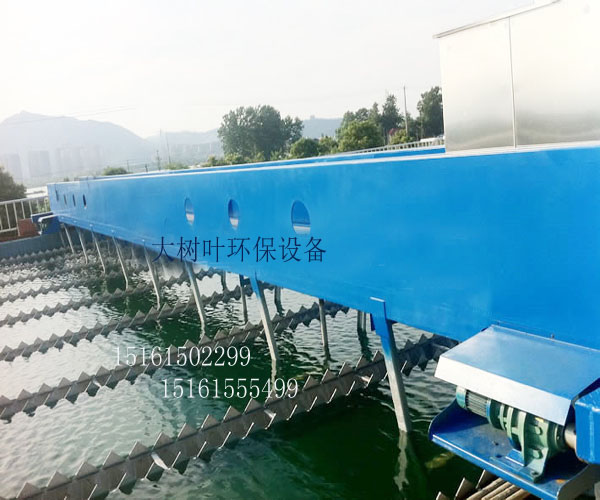YQX型橋式吸泥機(jī)