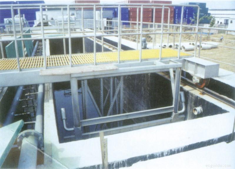 YQG型橋式刮泥機(jī)